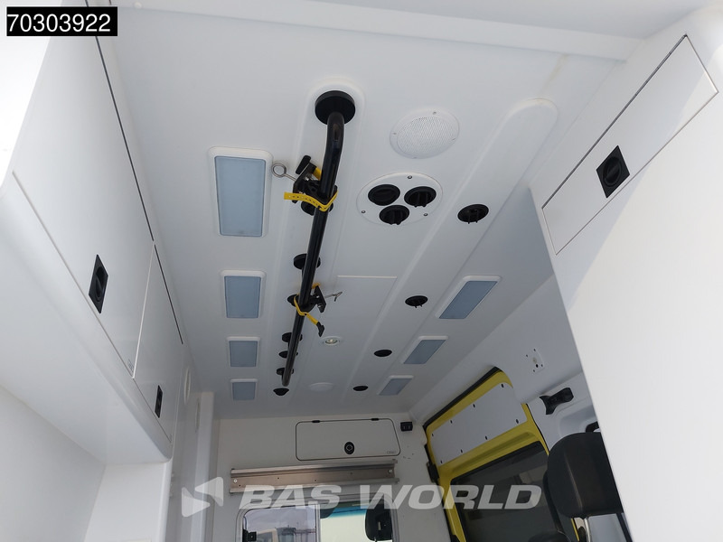 Pogotowie Mercedes-Benz Sprinter 319 CDI 3.0L V6 Ambulance 190PK L2H2 LED Airco Cruise Camera MBUX CarPlay Euro6 Krankenwagen Rettungswagen L2 8m3 Airco Cruise c: zdjęcie 13 Pogotowie Mercedes-Benz Sprinter 319 CDI 3.0L V6 Ambulance 190PK L2H2 LED Airco Cruise Camera MBUX CarPlay Euro6 Krankenwagen Rettungswagen L2 8m3 Airco Cruise c: zdjęcie 13