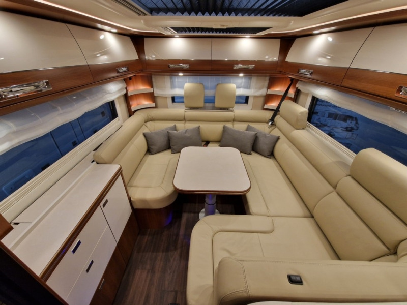 Nowy Kamper integra Carthago Liner For Two I 53: zdjęcie 12 Nowy Kamper integra Carthago Liner For Two I 53: zdjęcie 12