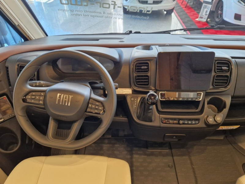 Nowy Kamper integra Carthago Liner For Two I 53: zdjęcie 17 Nowy Kamper integra Carthago Liner For Two I 53: zdjęcie 17