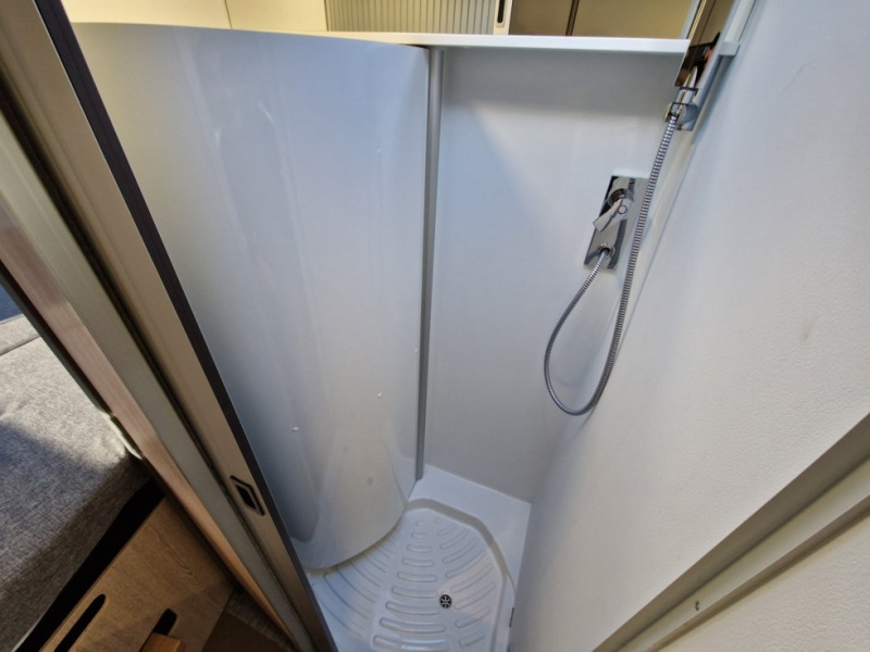 Kampervan Possl Summit 600: zdjęcie 15