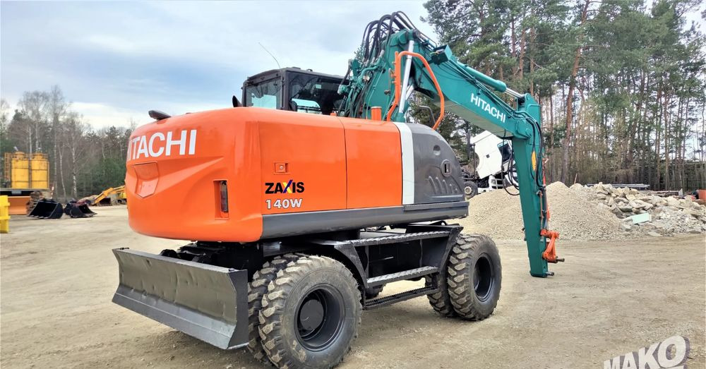 Hitachi ZX140W-3 - Koparka kołowa: zdjęcie 4 Hitachi ZX140W-3 - Koparka kołowa: zdjęcie 4