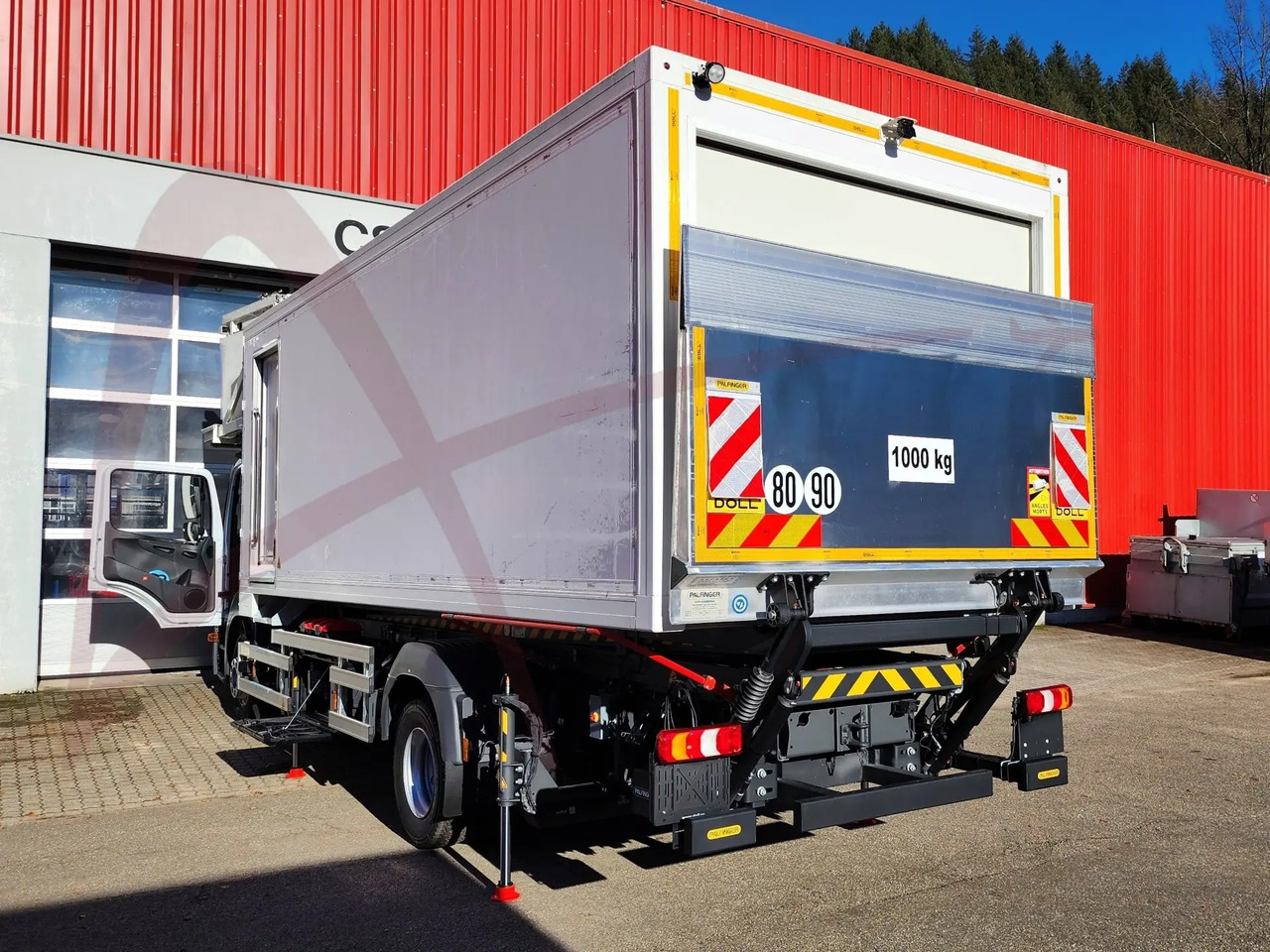 DOLL X-CLEAN M FULL SIZE Cleaning Lift - Lotniskowy pojazd asenizacyjny: zdjęcie 3 DOLL X-CLEAN M FULL SIZE Cleaning Lift - Lotniskowy pojazd asenizacyjny: zdjęcie 3