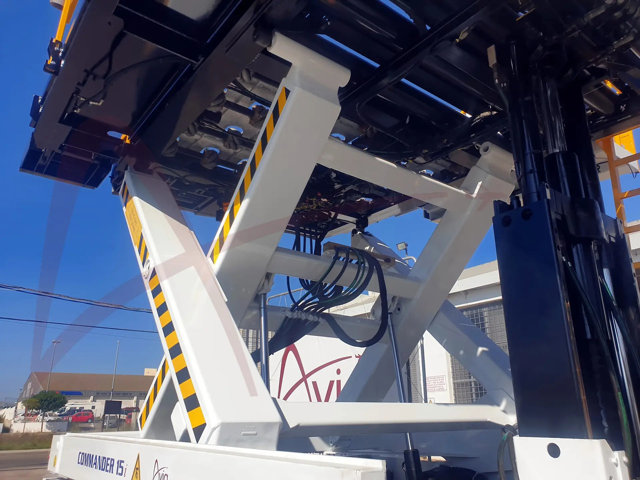 FMC COMMANDER 15iS - Ładowarka kontenerów/ Palet: zdjęcie 5 FMC COMMANDER 15iS - Ładowarka kontenerów/ Palet: zdjęcie 5