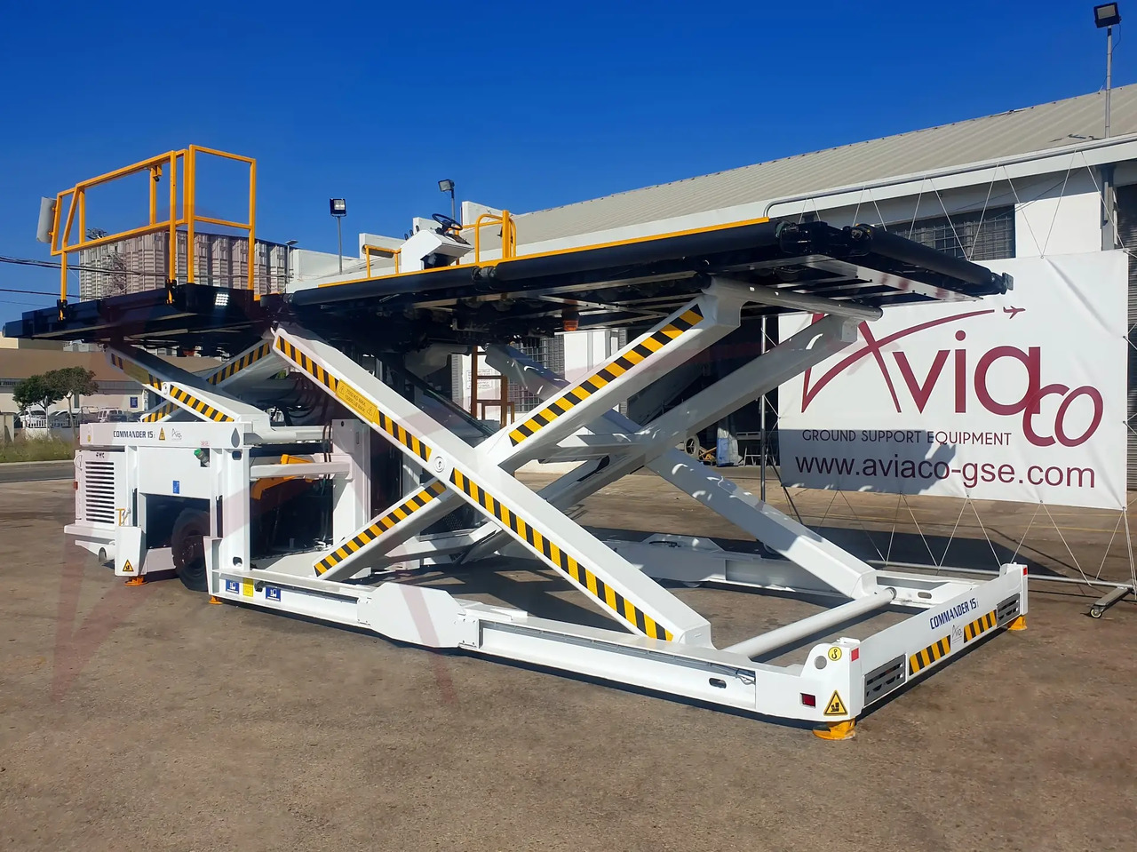 FMC COMMANDER 15iS - Ładowarka kontenerów/ Palet: zdjęcie 3 FMC COMMANDER 15iS - Ładowarka kontenerów/ Palet: zdjęcie 3