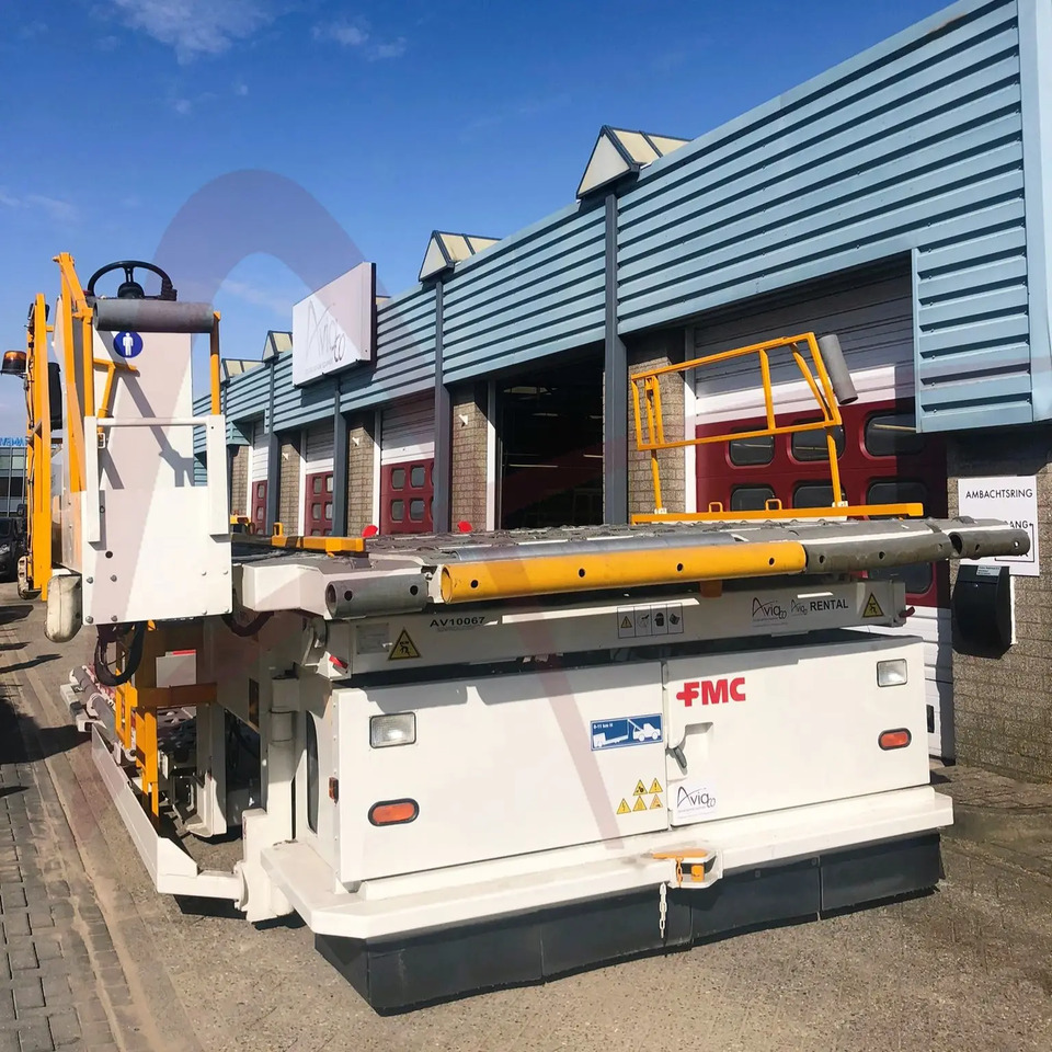 FMC COMMANDER 15iW - Ładowarka kontenerów/ Palet: zdjęcie 4 FMC COMMANDER 15iW - Ładowarka kontenerów/ Palet: zdjęcie 4