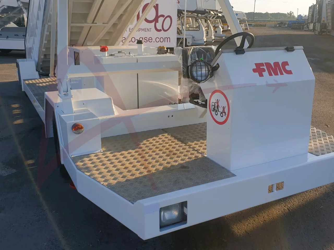 FMC UDS2 - Schody pasażerskie: zdjęcie 3 FMC UDS2 - Schody pasażerskie: zdjęcie 3