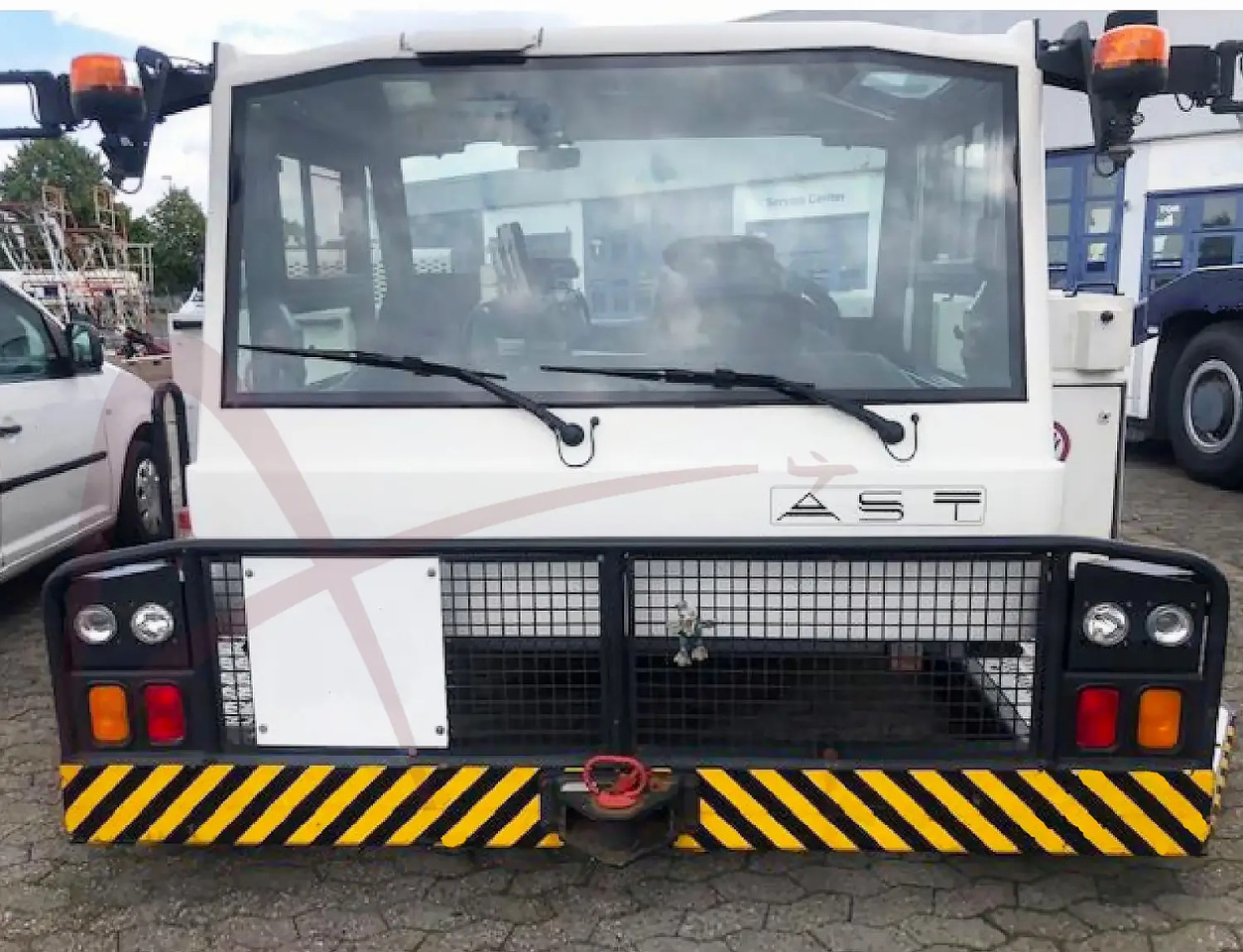 GOLDHOFER AST-2F 400 - Ciągnik samolotowy: zdjęcie 3 GOLDHOFER AST-2F 400 - Ciągnik samolotowy: zdjęcie 3