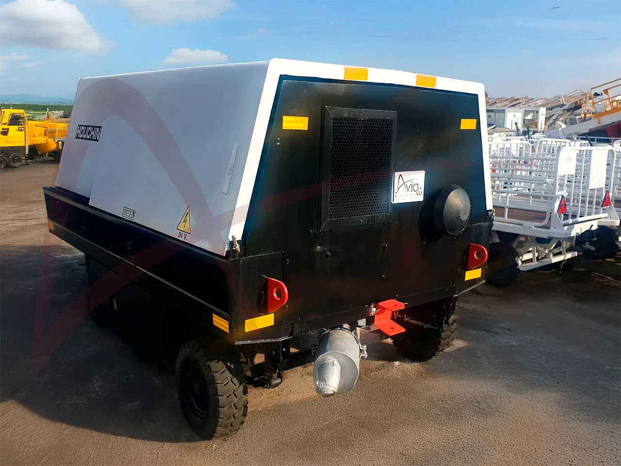 HOUCHIN D690-100SV - Lotniskowy zasilacz elektroenergetyczny: zdjęcie 1 HOUCHIN D690-100SV - Lotniskowy zasilacz elektroenergetyczny: zdjęcie 1