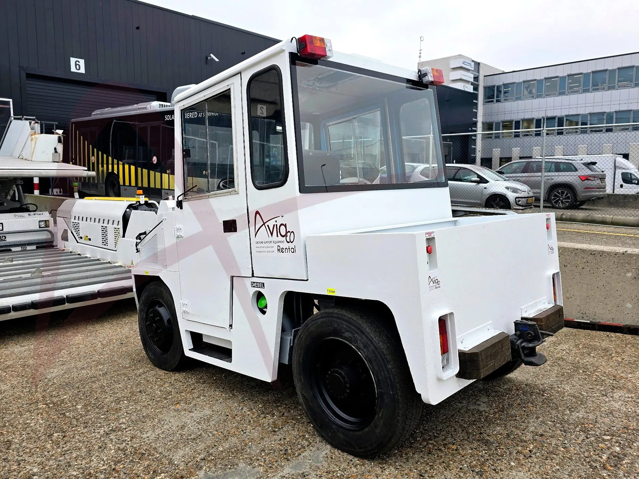 ROFAN ZD80 - Ciągnik bagażowy: zdjęcie 3 ROFAN ZD80 - Ciągnik bagażowy: zdjęcie 3