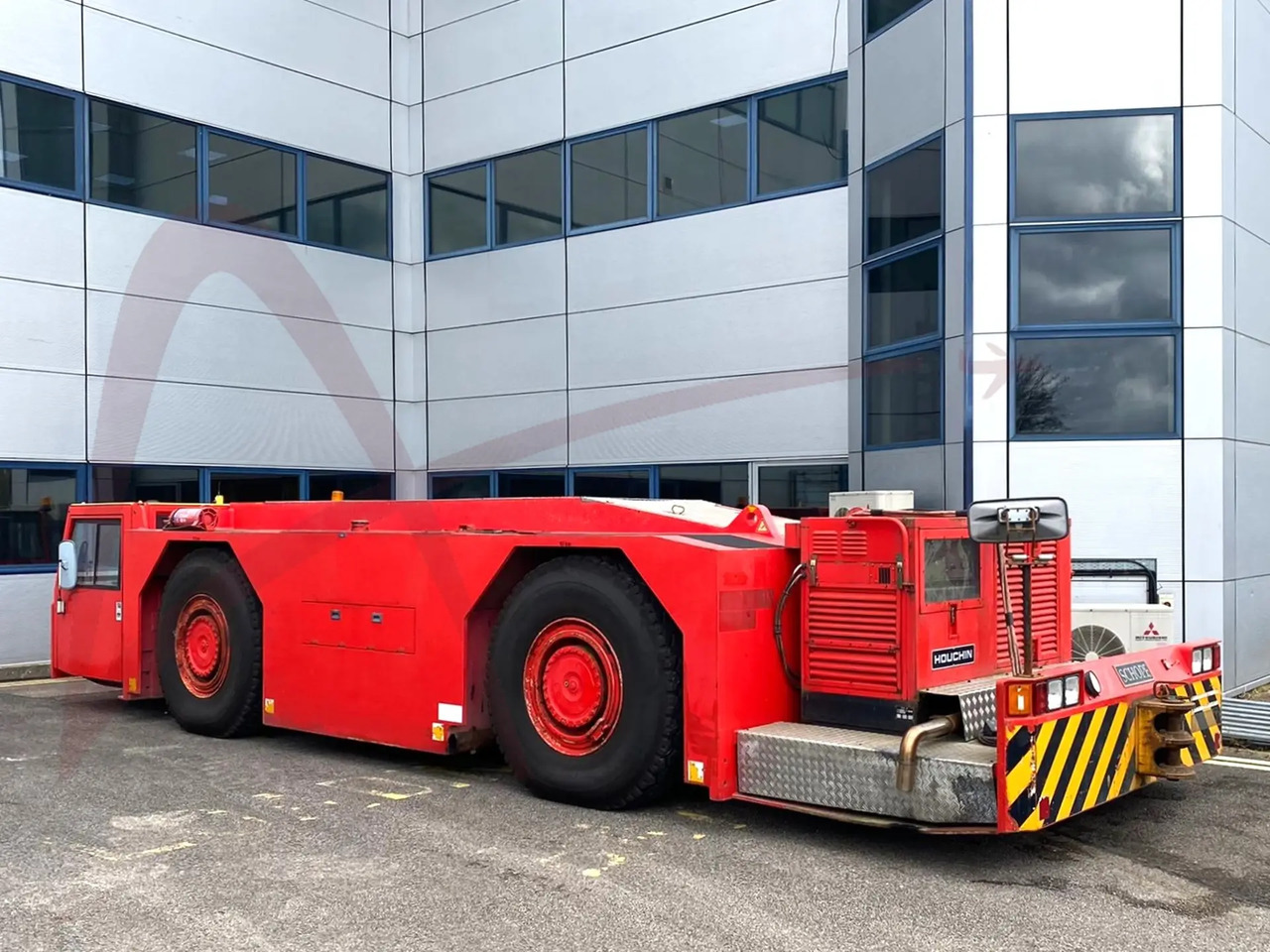 SCHOPF F396P - Ciągnik samolotowy: zdjęcie 2 SCHOPF F396P - Ciągnik samolotowy: zdjęcie 2