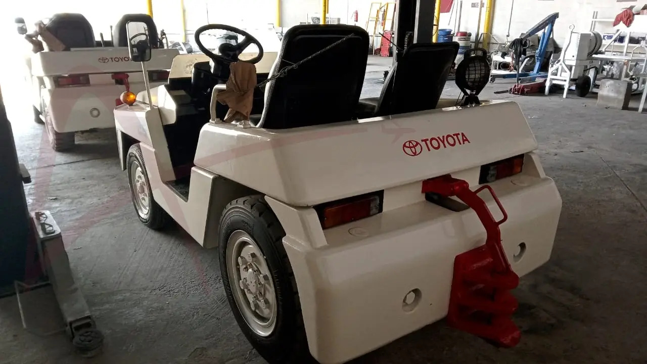 TOYOTA 02-2TD25 - Ciągnik bagażowy: zdjęcie 2 TOYOTA 02-2TD25 - Ciągnik bagażowy: zdjęcie 2