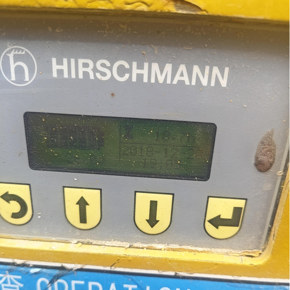 XCMG XG1212HD mobile drive 12m second hand scissor lift platform price - Maszyna budowlana: zdjęcie 4 XCMG XG1212HD mobile drive 12m second hand scissor lift platform price - Maszyna budowlana: zdjęcie 4