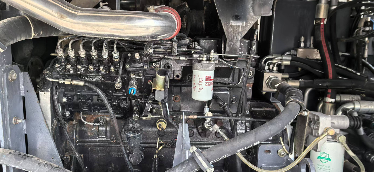 WIRTGEN Road Machine W-100H Used Asphalt Milling Machine With High Quality - Frezarka do asfaltu: zdjęcie 5 WIRTGEN Road Machine W-100H Used Asphalt Milling Machine With High Quality - Frezarka do asfaltu: zdjęcie 5