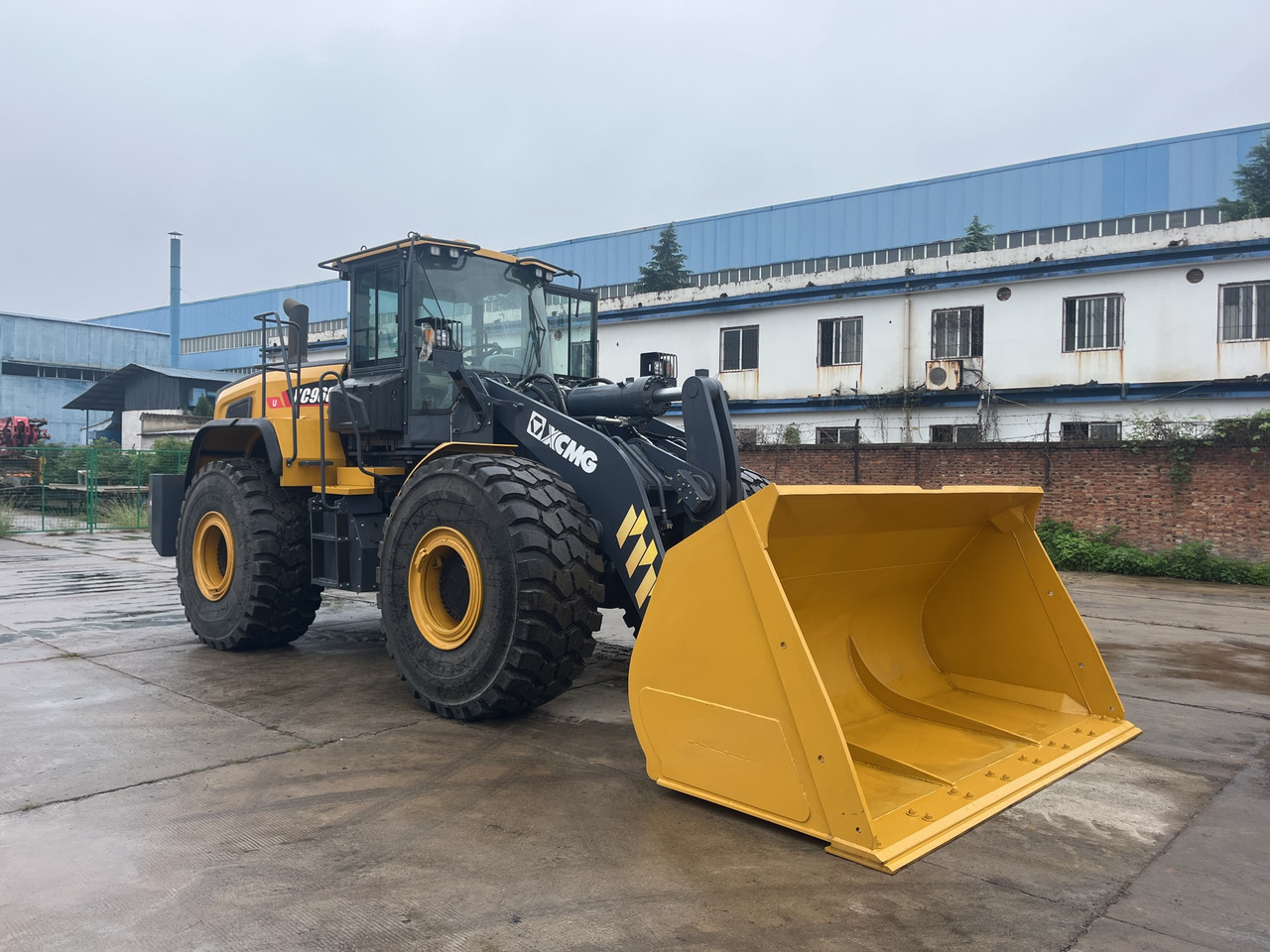 XCMG 2020 6 ton load wheel loader second hand XC968U price - Ładowarka kołowa: zdjęcie 2 XCMG 2020 6 ton load wheel loader second hand XC968U price - Ładowarka kołowa: zdjęcie 2