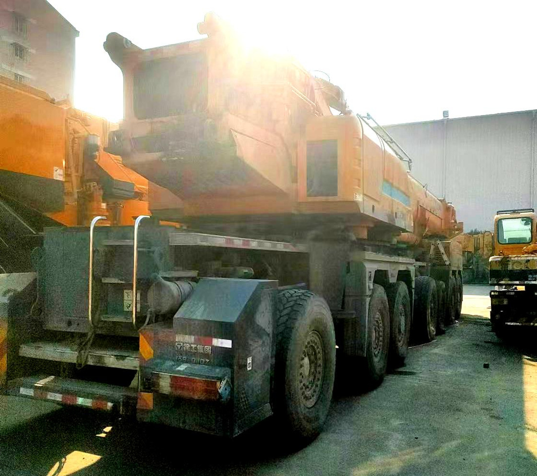 XCMG 2021 used 500ton QAY500 telescopic arm all terrain crane truck price - Żuraw szosowo-terenowy: zdjęcie 4 XCMG 2021 used 500ton QAY500 telescopic arm all terrain crane truck price - Żuraw szosowo-terenowy: zdjęcie 4