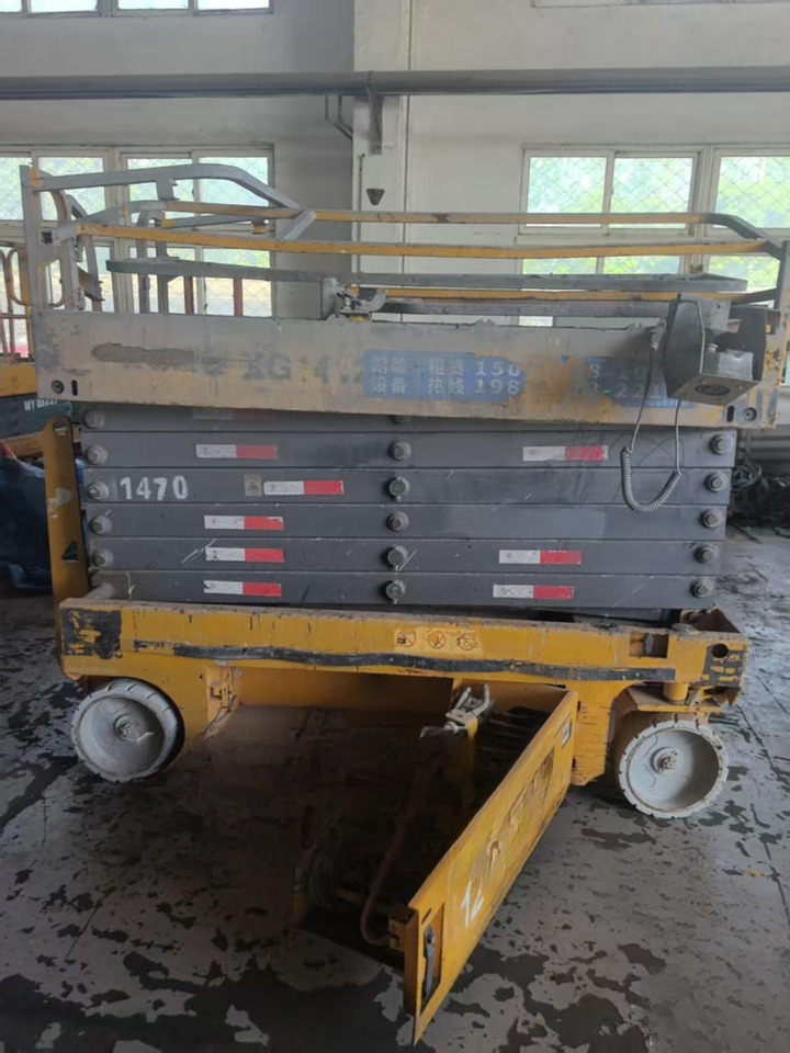 XCMG GTJZ1212 12m used lifting work table scissor lift price - Podnośnik nożycowy: zdjęcie 4 XCMG GTJZ1212 12m used lifting work table scissor lift price - Podnośnik nożycowy: zdjęcie 4