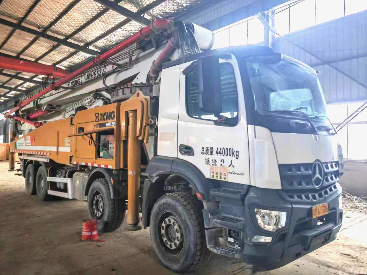 XCMG HB62V Used Swching Concrete Pump Boom Truck in Good Condition - Pompa do betonu: zdjęcie 2 XCMG HB62V Used Swching Concrete Pump Boom Truck in Good Condition - Pompa do betonu: zdjęcie 2