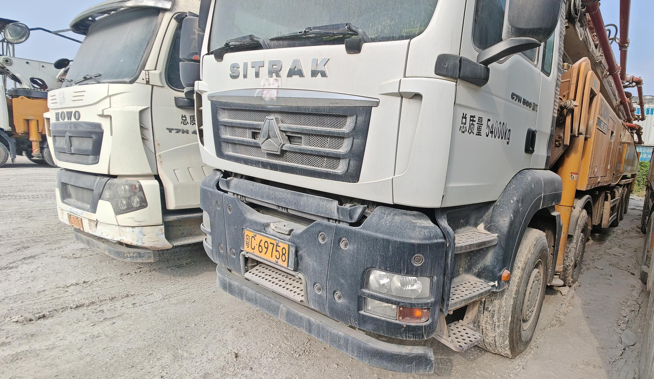 XCMG Manufacturer Second Hand 67m Diesel Hydraulic Concrete Pump HB67V Truck Mounted Concrete Pump Hot Sale - Pompa do betonu: zdjęcie 3 XCMG Manufacturer Second Hand 67m Diesel Hydraulic Concrete Pump HB67V Truck Mounted Concrete Pump Hot Sale - Pompa do betonu: zdjęcie 3