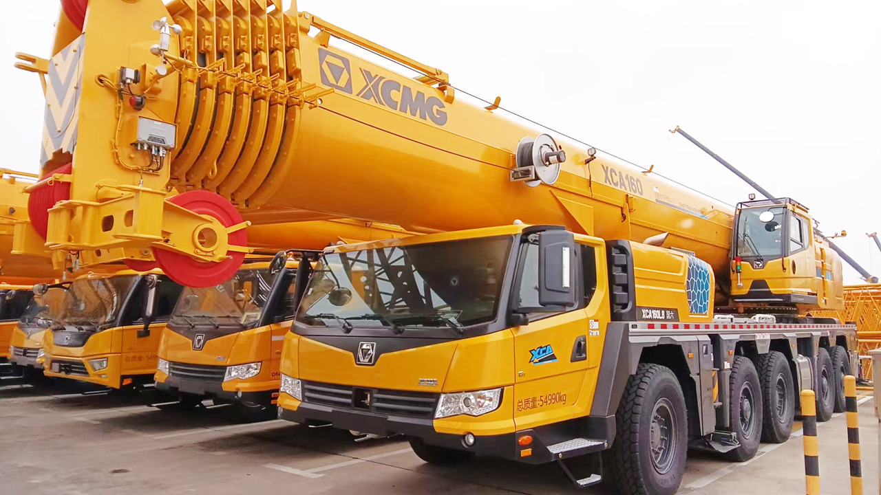 XCMG Official 2024 Year Second Hand Mobile Crane 160 Tons XCA160L8 8-Sections Hydraulic Boom Crane In Good Condition - Żuraw szosowo-terenowy: zdjęcie 4 XCMG Official 2024 Year Second Hand Mobile Crane 160 Tons XCA160L8 8-Sections Hydraulic Boom Crane In Good Condition - Żuraw szosowo-terenowy: zdjęcie 4