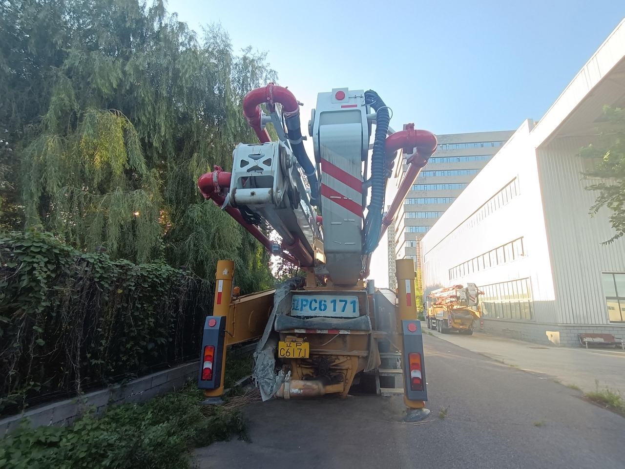 XCMG Official 58m HB58V Used Concrete Pumps Diesel Truck-mounted Concrete Pump Price - Pompa do betonu: zdjęcie 4 XCMG Official 58m HB58V Used Concrete Pumps Diesel Truck-mounted Concrete Pump Price - Pompa do betonu: zdjęcie 4