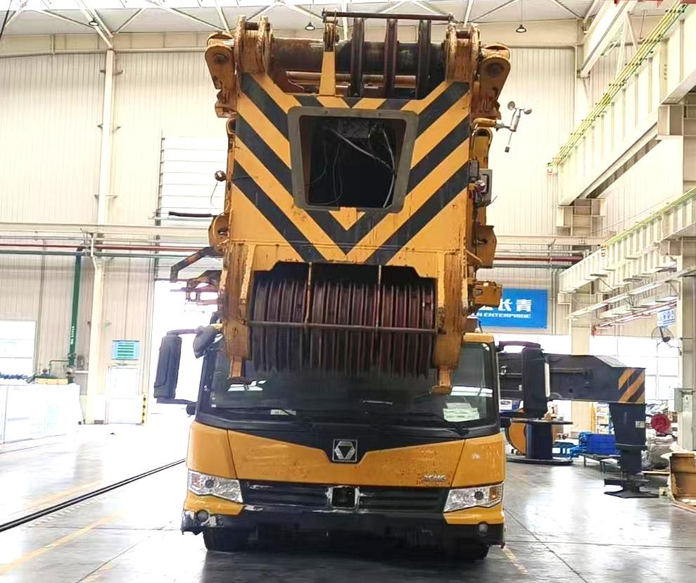 XCMG XCA550 550ton all terrain crane with diesel engine - Żuraw szosowo-terenowy: zdjęcie 5 XCMG XCA550 550ton all terrain crane with diesel engine - Żuraw szosowo-terenowy: zdjęcie 5