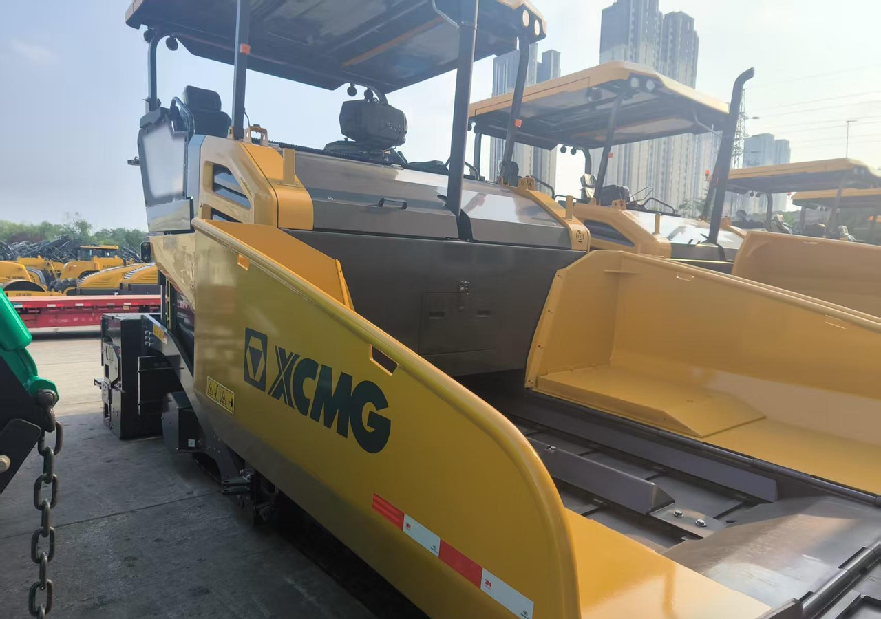 XCMG official used asphalt paver RP905IV Concrete machine - Rozściełacz do asfaltu: zdjęcie 4 XCMG official used asphalt paver RP905IV Concrete machine - Rozściełacz do asfaltu: zdjęcie 4