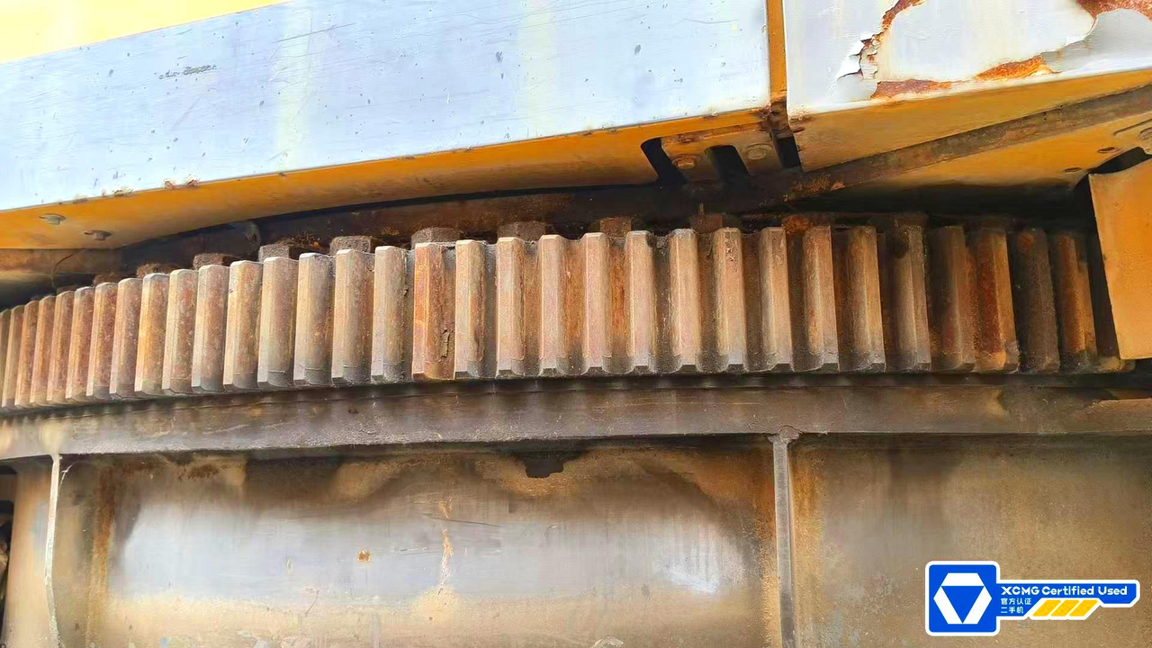 XCMG second hand large ton all terrain crane 650 ton QAY650 - Żuraw szosowo-terenowy: zdjęcie 3 XCMG second hand large ton all terrain crane 650 ton QAY650 - Żuraw szosowo-terenowy: zdjęcie 3