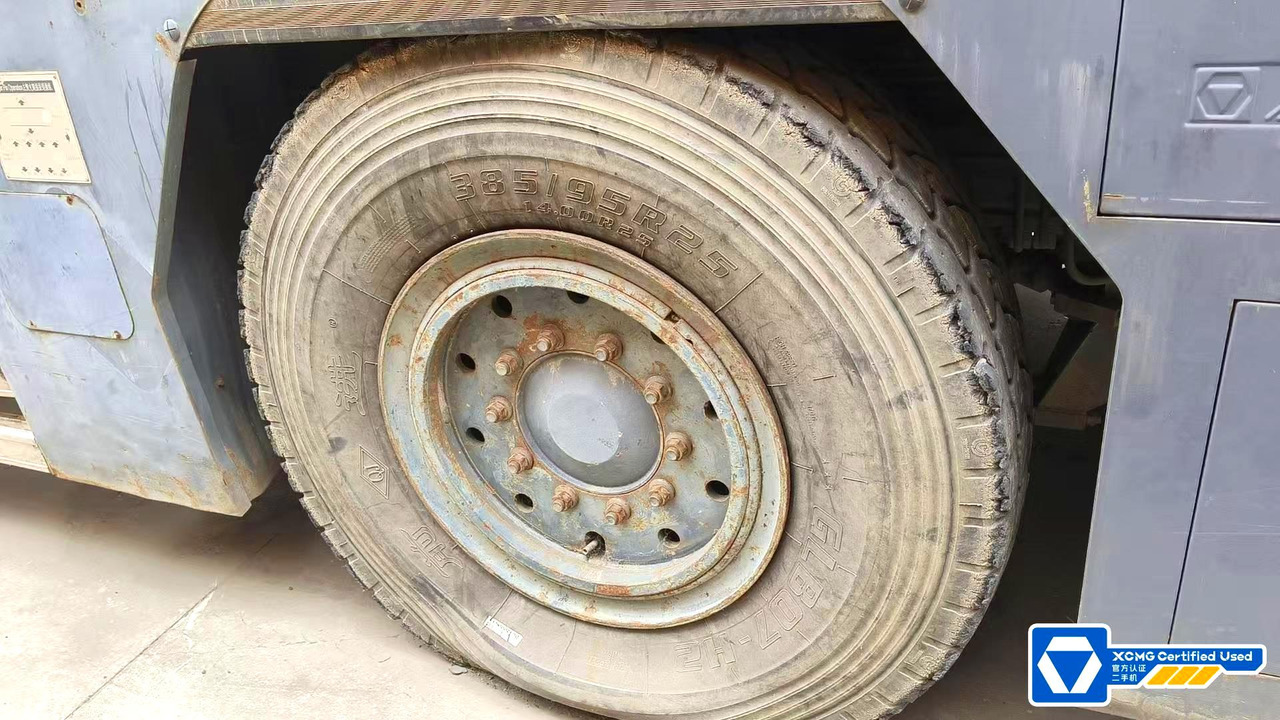 XCMG second hand large ton all terrain crane 650 ton QAY650 - Żuraw szosowo-terenowy: zdjęcie 4 XCMG second hand large ton all terrain crane 650 ton QAY650 - Żuraw szosowo-terenowy: zdjęcie 4