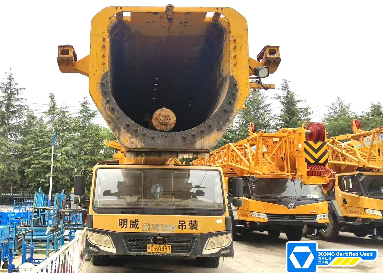 XCMG second hand large ton all terrain crane 650 ton QAY650 - Żuraw szosowo-terenowy: zdjęcie 5 XCMG second hand large ton all terrain crane 650 ton QAY650 - Żuraw szosowo-terenowy: zdjęcie 5
