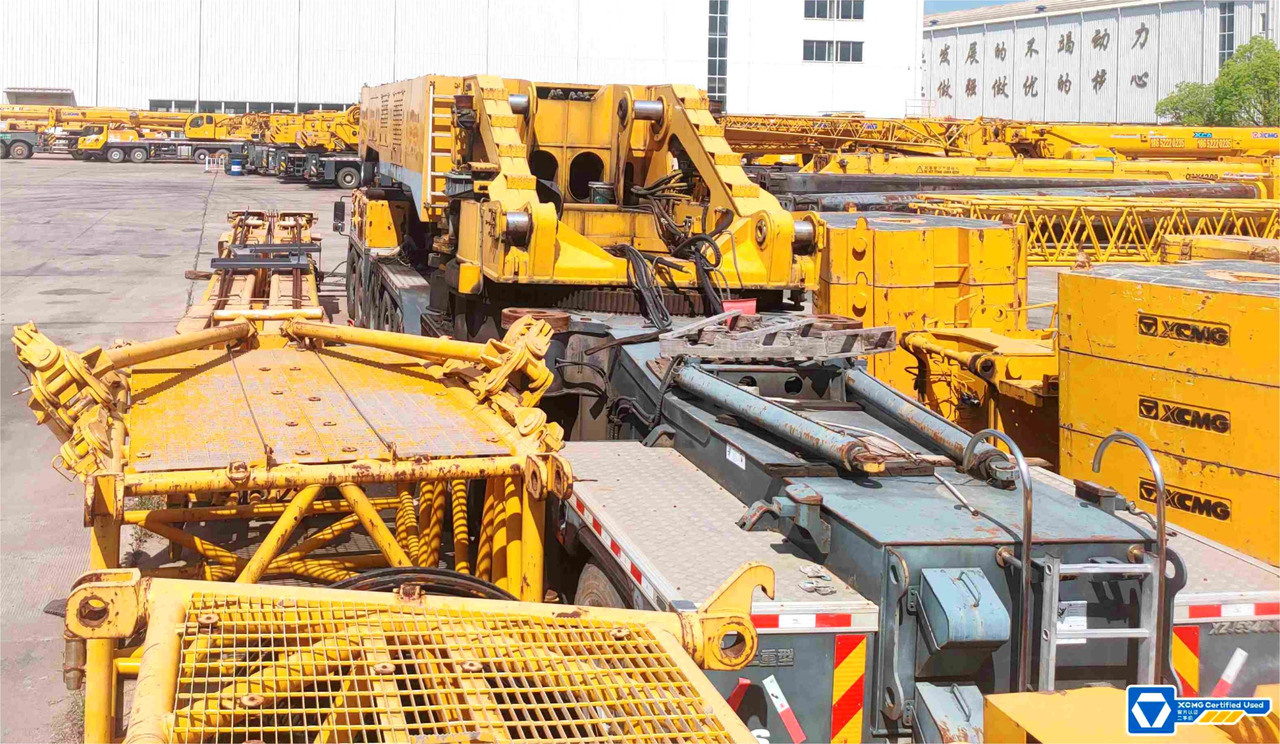 XCMG used 800ton all terrain crane heavy lifting machine price - Żuraw szosowo-terenowy: zdjęcie 5 XCMG used 800ton all terrain crane heavy lifting machine price - Żuraw szosowo-terenowy: zdjęcie 5