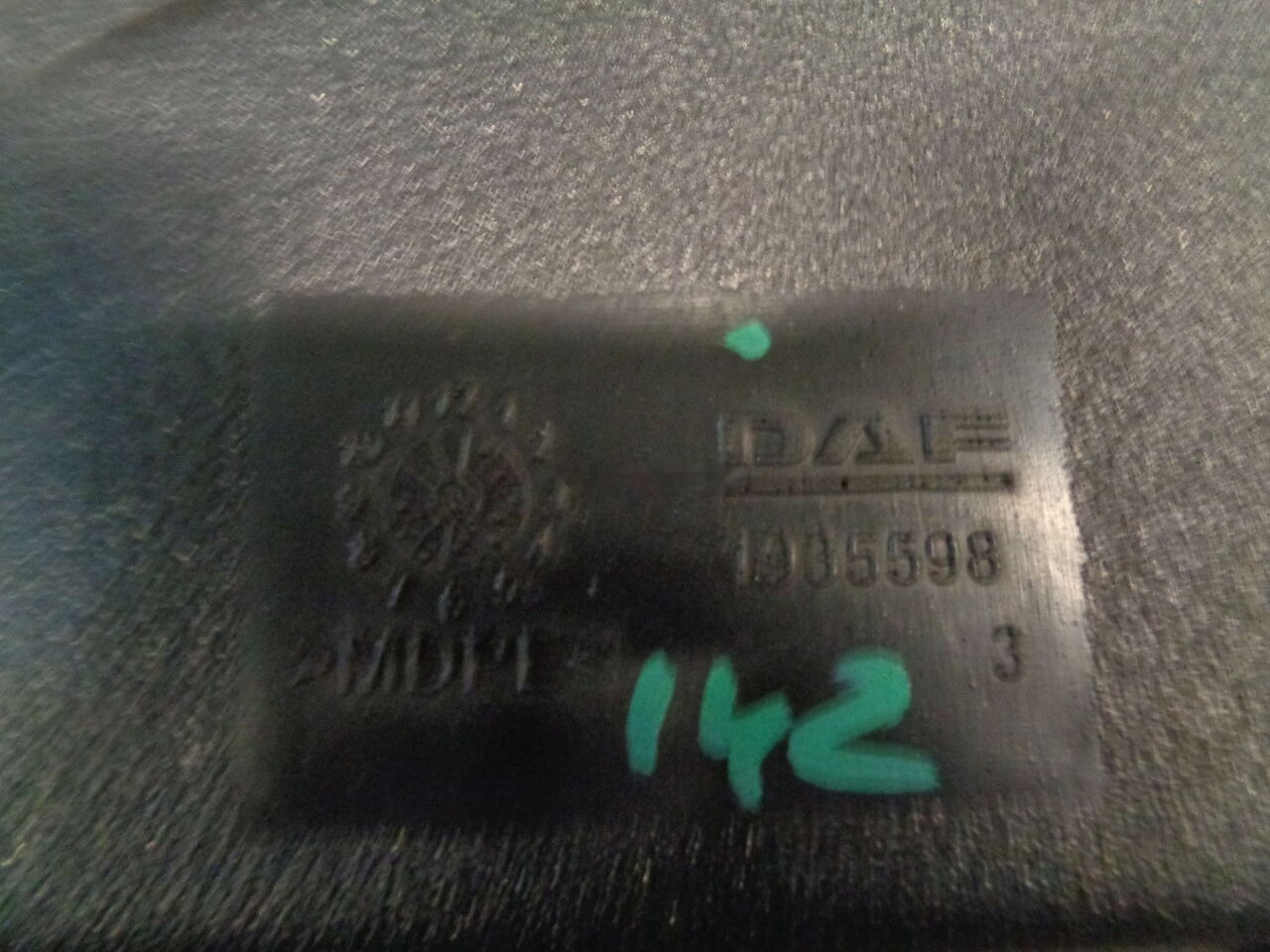 DAF XF 106 Komin Powietrza DAF XF 106 1935598 DAF XF 106 truck - Nadwozie i zewnętrzne elementy do Samochodów ciężarowych: zdjęcie 5 DAF XF 106 Komin Powietrza DAF XF 106 1935598 DAF XF 106 truck - Nadwozie i zewnętrzne elementy do Samochodów ciężarowych: zdjęcie 5