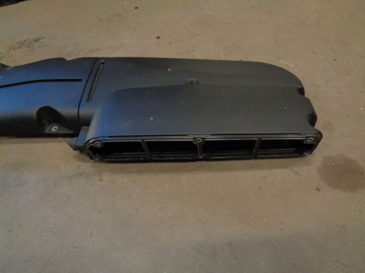 DAF XF 106 Komin Powietrza DAF XF 106 1935598 DAF XF 106 truck - Nadwozie i zewnętrzne elementy do Samochodów ciężarowych: zdjęcie 3 DAF XF 106 Komin Powietrza DAF XF 106 1935598 DAF XF 106 truck - Nadwozie i zewnętrzne elementy do Samochodów ciężarowych: zdjęcie 3