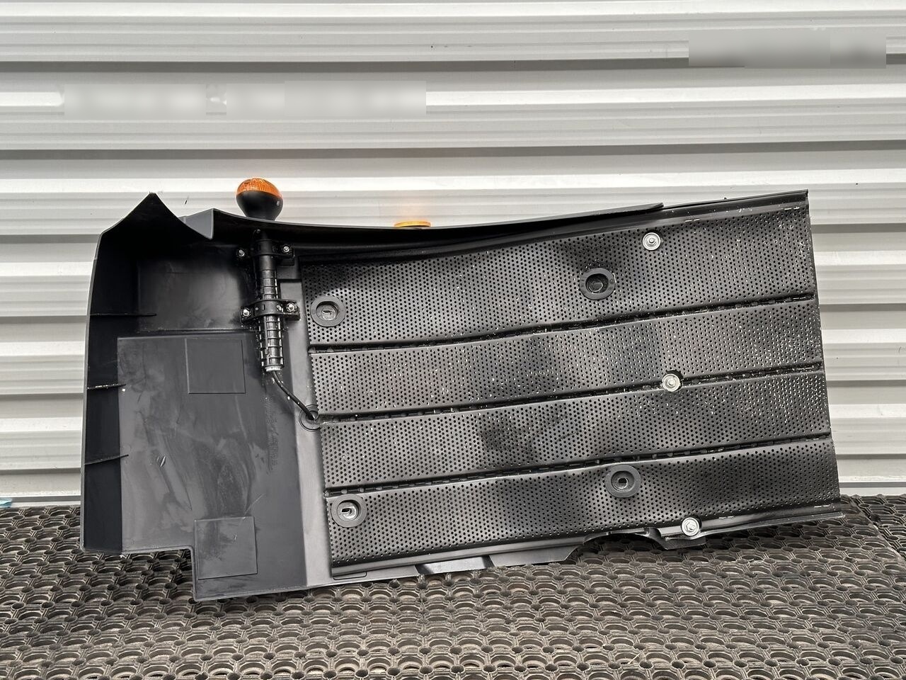 IVECO EUROCARGO 5801551258 - Błotnik do Samochodów ciężarowych: zdjęcie 2 IVECO EUROCARGO 5801551258 - Błotnik do Samochodów ciężarowych: zdjęcie 2