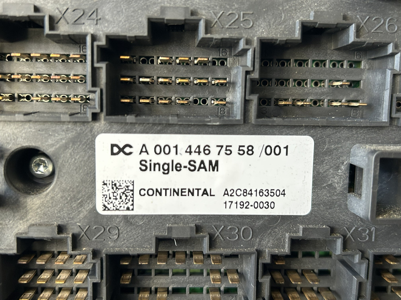 MERCEDES ACTROS MP4 A FUSE MODULE SAM - Bezpiecznik: zdjęcie 3 MERCEDES ACTROS MP4 A FUSE MODULE SAM - Bezpiecznik: zdjęcie 3