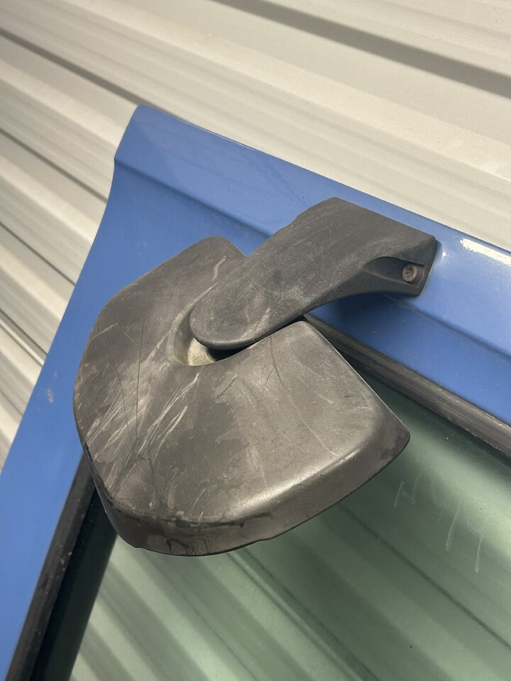 MERCEDES ACTROS MP4 DOOR RIGHT EITH RAMP MIRROR - Drzwi i części: zdjęcie 5 MERCEDES ACTROS MP4 DOOR RIGHT EITH RAMP MIRROR - Drzwi i części: zdjęcie 5