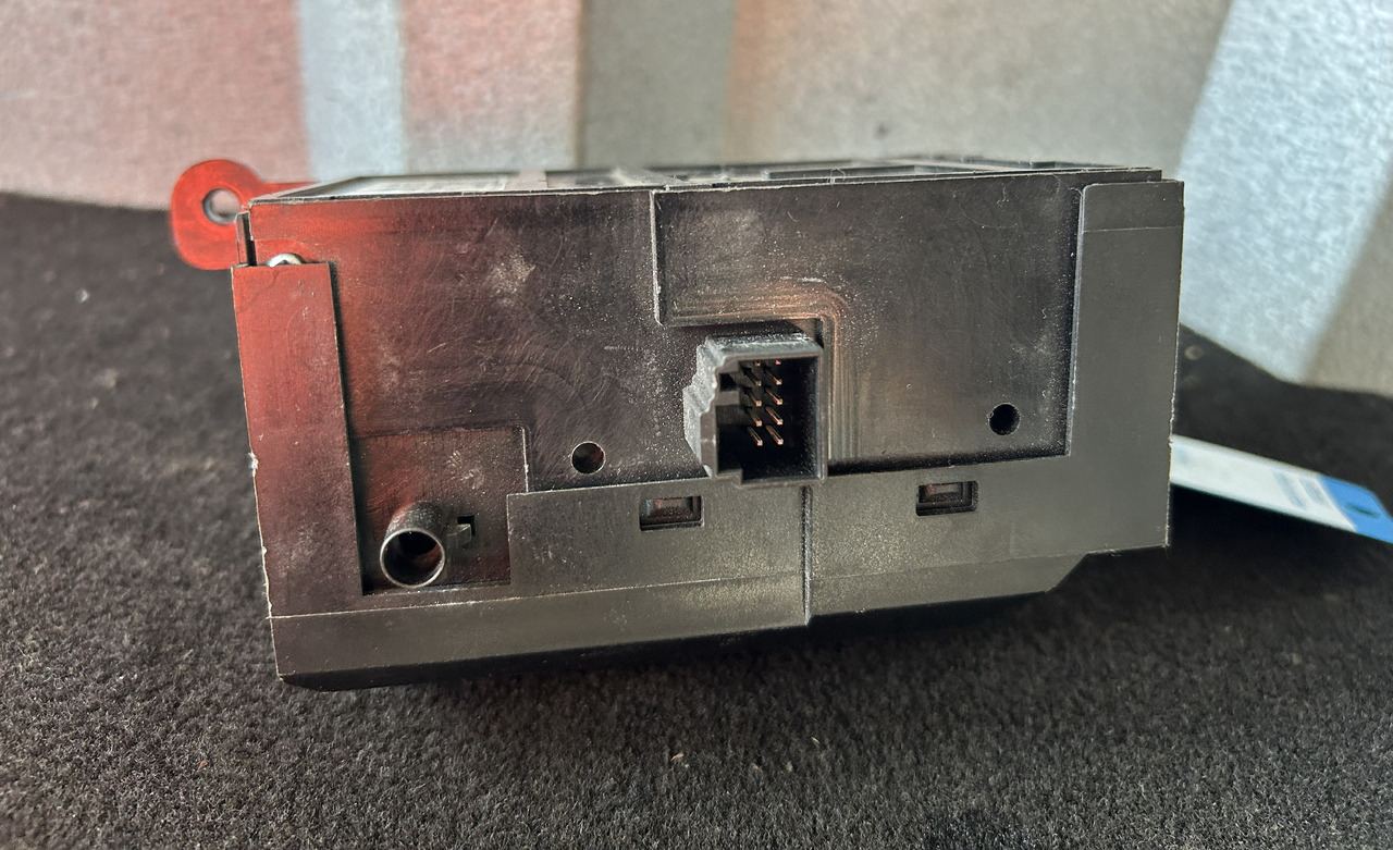 MERCEDES-BENZ ACTROS MP4 START/STOP IGNITION SWITCH - Deska rozdzielcza do Samochodów ciężarowych: zdjęcie 4 MERCEDES-BENZ ACTROS MP4 START/STOP IGNITION SWITCH - Deska rozdzielcza do Samochodów ciężarowych: zdjęcie 4