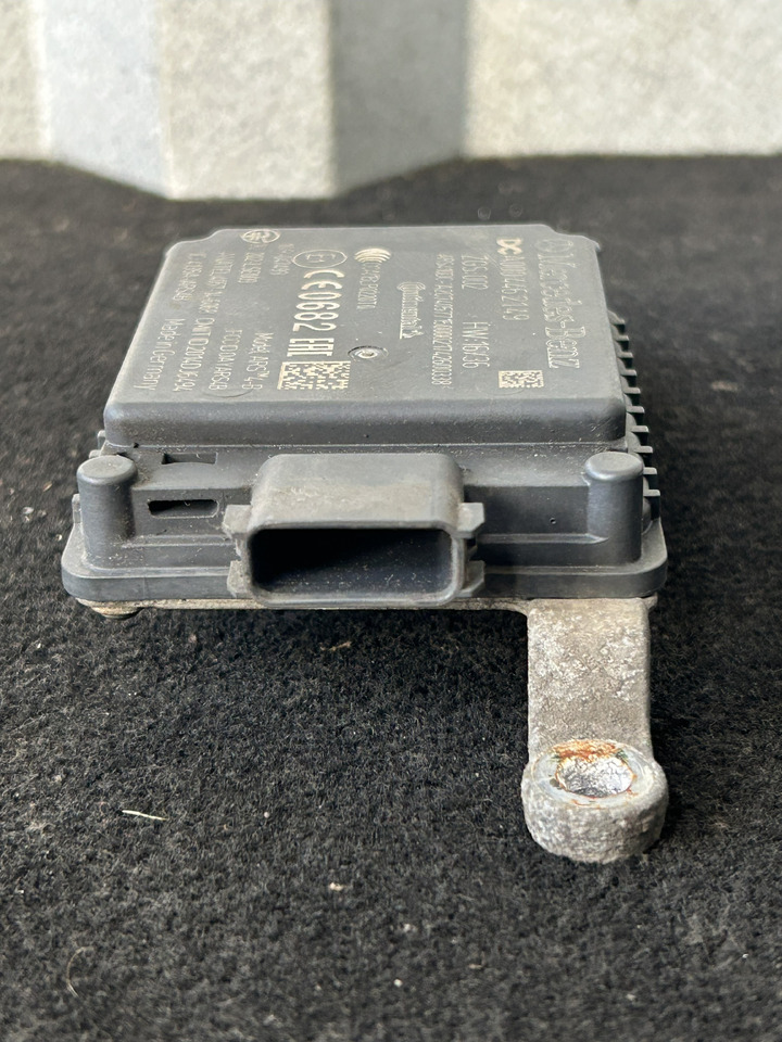 MERCEDES-BENZ RADAR DISTRONIC ACTROS MP4 - ECU: zdjęcie 3 MERCEDES-BENZ RADAR DISTRONIC ACTROS MP4 - ECU: zdjęcie 3