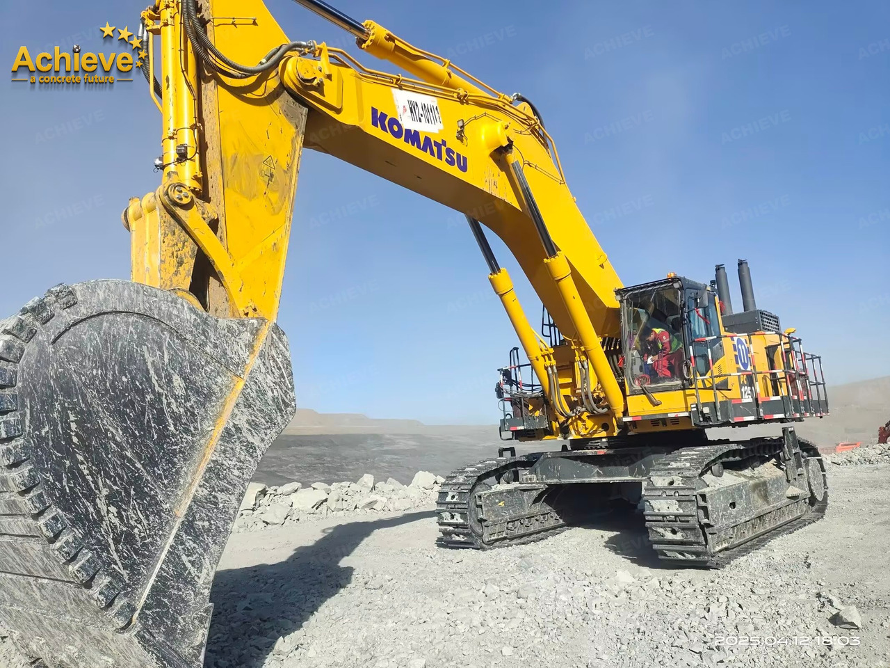 Komatsu 【ACHIEVE】TOP CONDITION!!! PC1250-11R 2023 4500h Horsepower (HP) 758 HP @ 1,800 rpm Operating weight (lbs) 269,300 - 272,600 Bucket Capacity (yd3) 5.3-9.5 - Koparka gąsienicowa: zdjęcie 2 Komatsu 【ACHIEVE】TOP CONDITION!!! PC1250-11R 2023 4500h Horsepower (HP) 758 HP @ 1,800 rpm Operating weight (lbs) 269,300 - 272,600 Bucket Capacity (yd3) 5.3-9.5 - Koparka gąsienicowa: zdjęcie 2