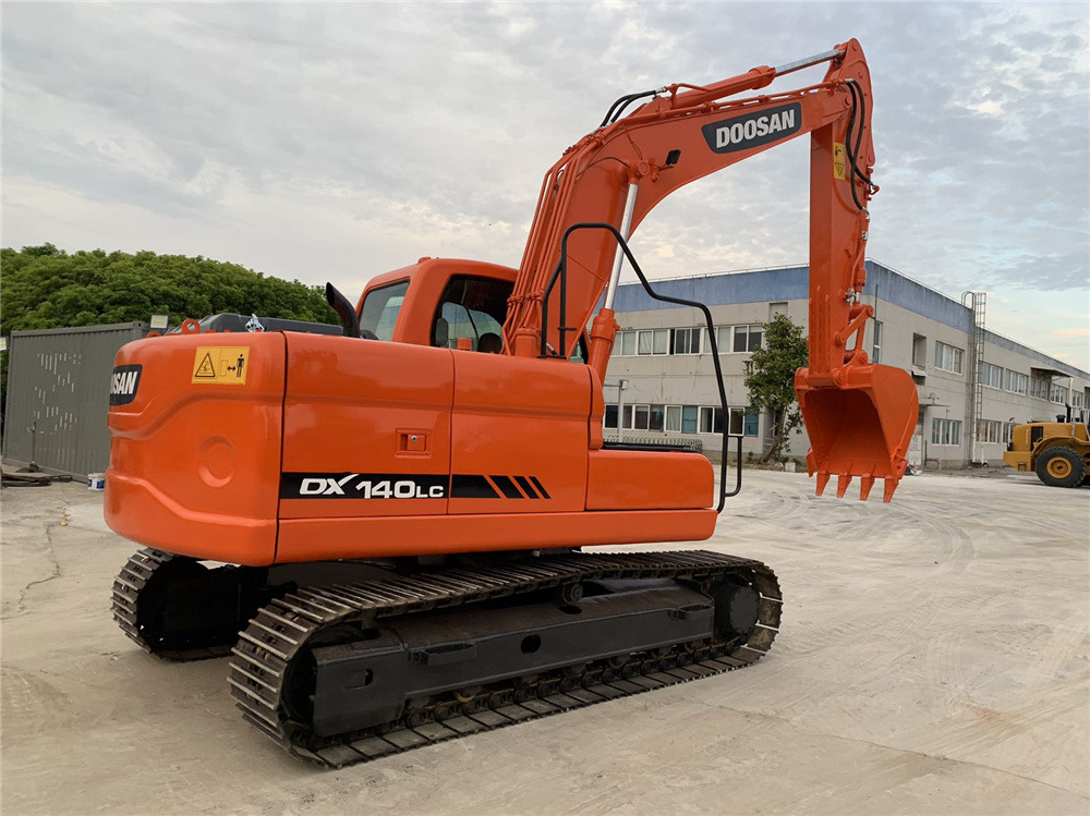 Doosan Used Doosan DX140 Excavator – 14 Ton, 122 HP, 0.58m³ Bucket, DL06P Engine - Koparka gąsienicowa: zdjęcie 1 Doosan Used Doosan DX140 Excavator – 14 Ton, 122 HP, 0.58m³ Bucket, DL06P Engine - Koparka gąsienicowa: zdjęcie 1