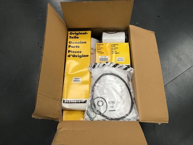 Liebherr Service Kit 2000 hours R906/R916/R926 - Części zamienne: zdjęcie 2 Liebherr Service Kit 2000 hours R906/R916/R926 - Części zamienne: zdjęcie 2
