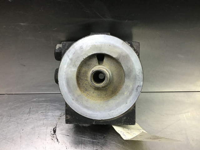 Liebherr Filter Head - Silnik i części: zdjęcie 1 Liebherr Filter Head - Silnik i części: zdjęcie 1