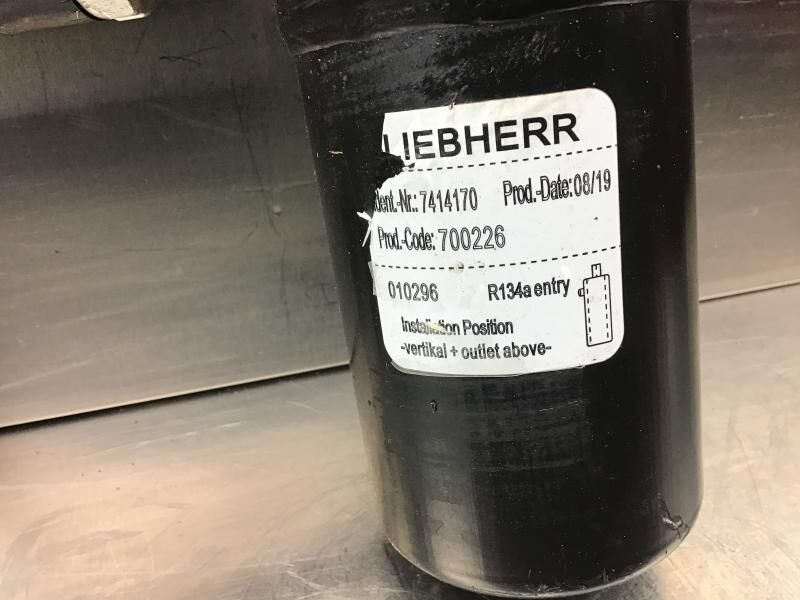 Liebherr Filter - Filtr pneumatyczny: zdjęcie 2 Liebherr Filter - Filtr pneumatyczny: zdjęcie 2