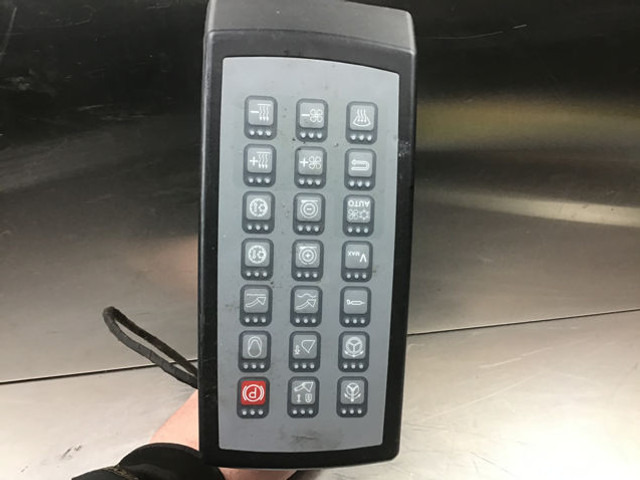 Deska rozdzielcza Liebherr Keyboard: zdjęcie 1