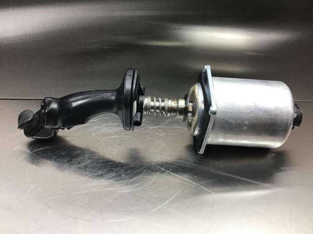 Liebherr Pilo Control Unit - Lewarek zmiany biegów: zdjęcie 4 Liebherr Pilo Control Unit - Lewarek zmiany biegów: zdjęcie 4