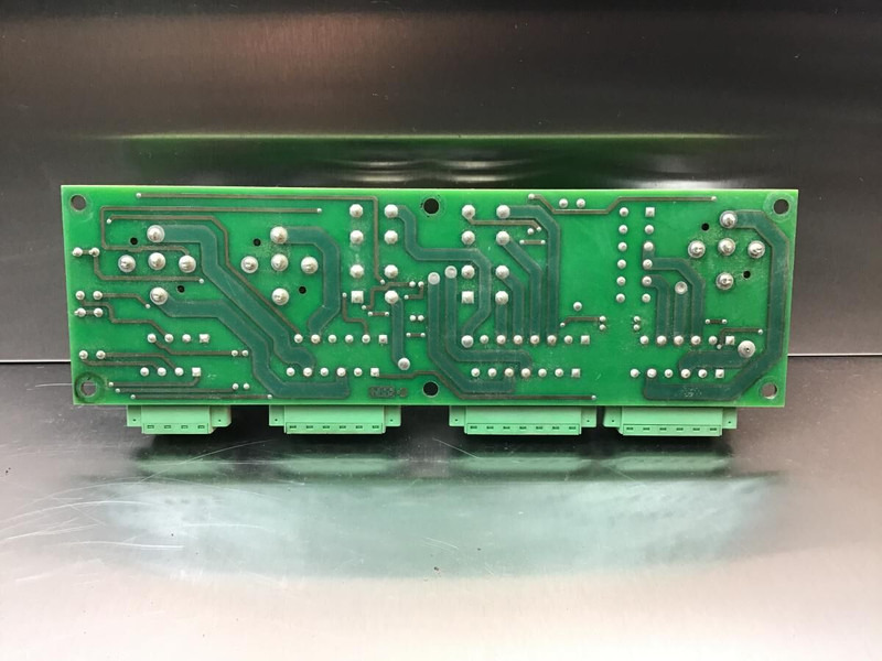 Liebherr R914B / R904 / A924C Li / A914 Li / A934B Li / R900C Li - Układ elektryczny: zdjęcie 2 Liebherr R914B / R904 / A924C Li / A914 Li / A934B Li / R900C Li - Układ elektryczny: zdjęcie 2