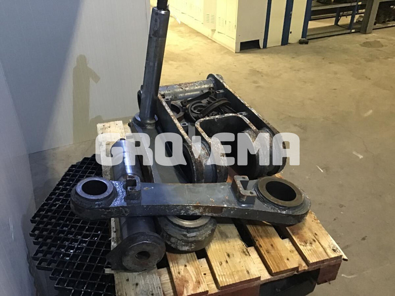 Liebherr R946 LC / R946 NLC / R950 LC-V / R954C / R956 / R974C / R956 LC - Szybkozłącza: zdjęcie 4 Liebherr R946 LC / R946 NLC / R950 LC-V / R954C / R956 / R974C / R956 LC - Szybkozłącza: zdjęcie 4