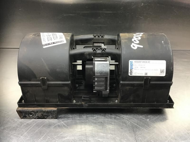 Liebherr R946 LC / R946 NLC / R956 / R976 / R926 LC / R920 / R920 LC - Wentylator nawiewu: zdjęcie 1 Liebherr R946 LC / R946 NLC / R956 / R976 / R926 LC / R920 / R920 LC - Wentylator nawiewu: zdjęcie 1