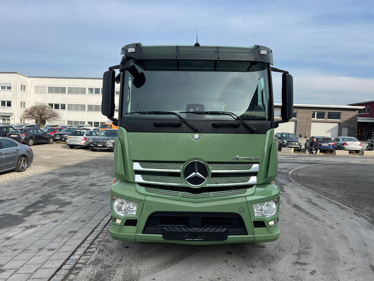 MERCEDES Actros 2543 6x2 - Samochód ciężarowe pod zabudowę: zdjęcie 2 MERCEDES Actros 2543 6x2 - Samochód ciężarowe pod zabudowę: zdjęcie 2