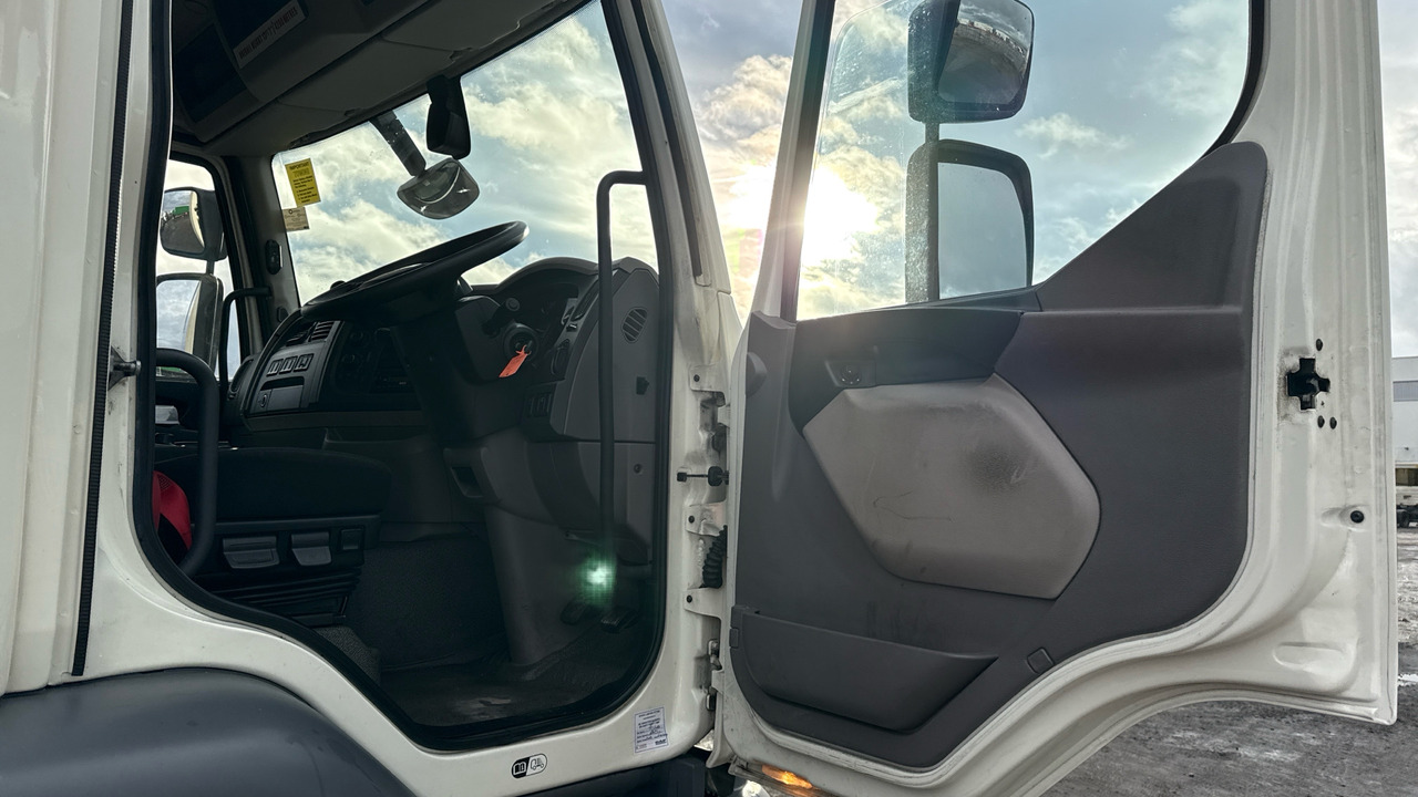 Daf LF 260 - Samochód ciężarowy plandeka: zdjęcie 5 Daf LF 260 - Samochód ciężarowy plandeka: zdjęcie 5