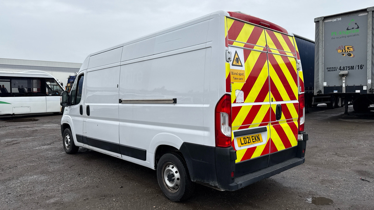 FIAT DUCATO 35 2.3 MULTIJET TECNICO 140PS - Furgon: zdjęcie 3 FIAT DUCATO 35 2.3 MULTIJET TECNICO 140PS - Furgon: zdjęcie 3